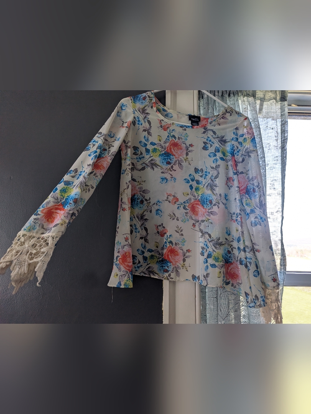 Rue21 Women's Floral Sheer Long-Sleeve Blouse